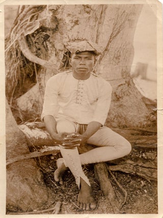 [A U.S. Army officer&rsquo;s diary and assemblage of photographs documenting his experiences during the Moro Rebellion.]